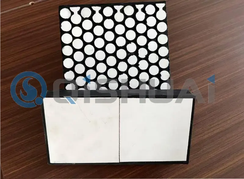 Ceramic Purgamentum Embedded Ferro Liners: Premium repugnant Solutio pro mole Material Conveying
